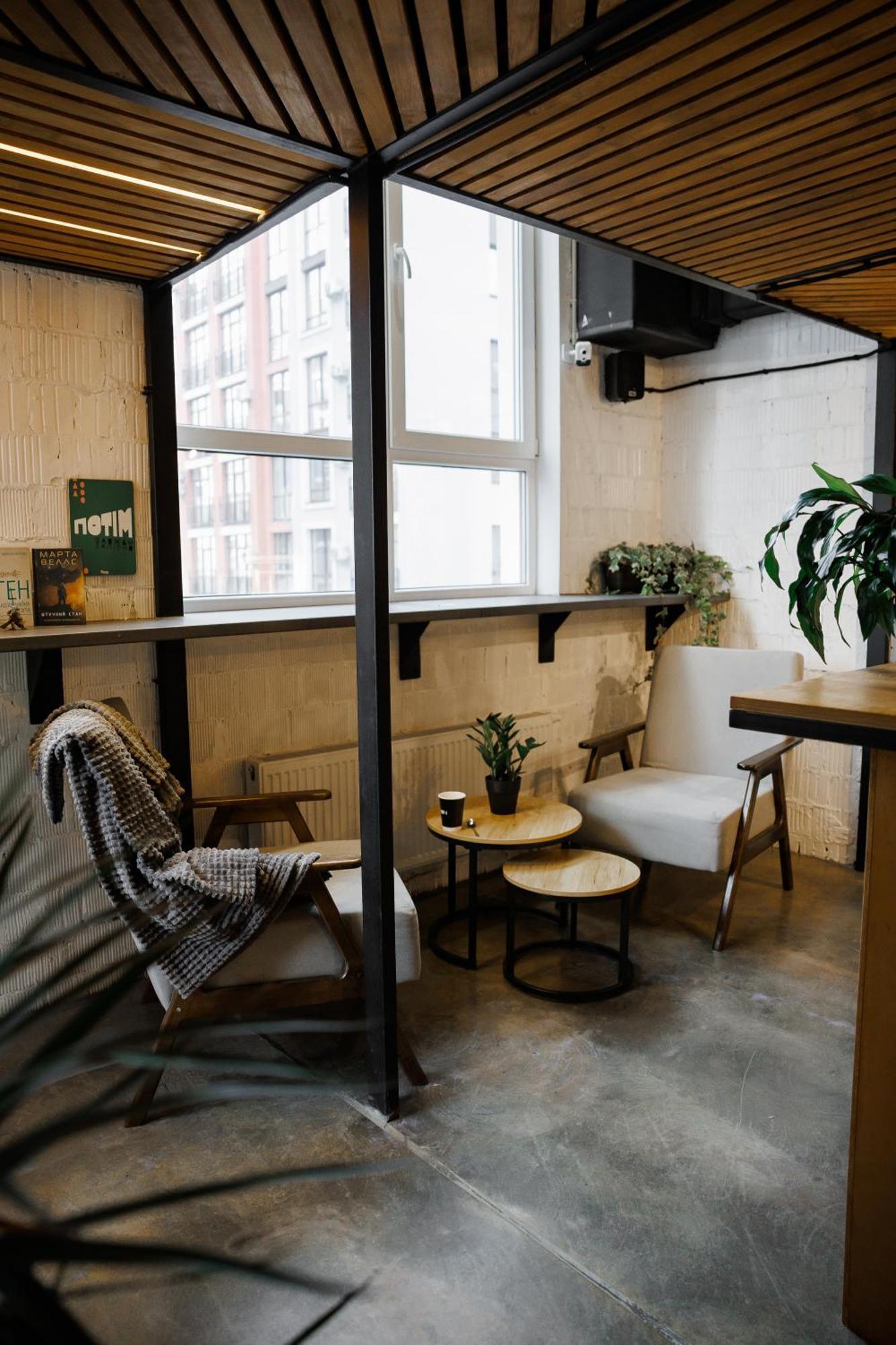 Capsule Hotel Constellation 91 Lviv Exterior photo